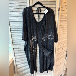 KB Dream line Split Tee Your Light is Enough